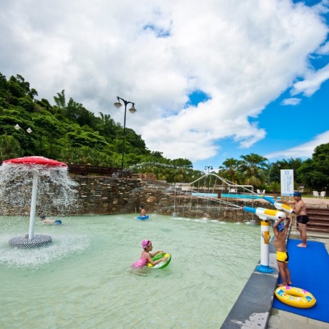 東遊季溫泉渡假村 泳池
